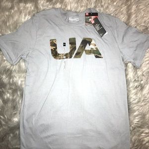 Under Armour T shirt